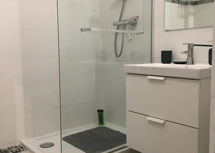 3 Pieces 10 Min De La Et Du Tram Daire *